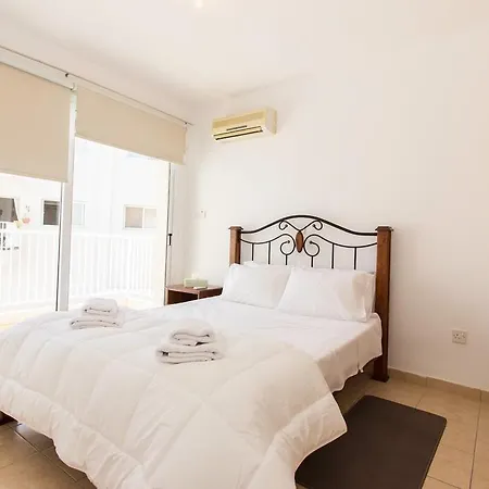 Apartment Avlida Holiday *
