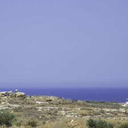 شقة Avlida Holiday *